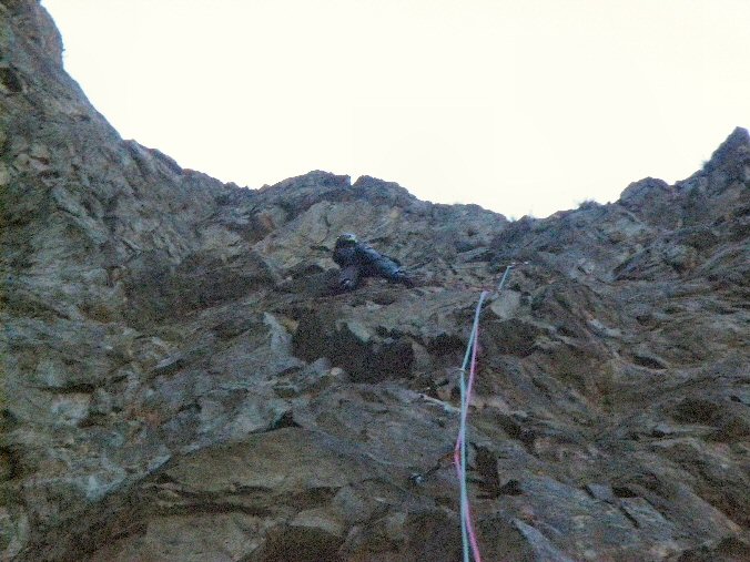 Jannu 003.jpg - Flo dans le "crux" de la longueur